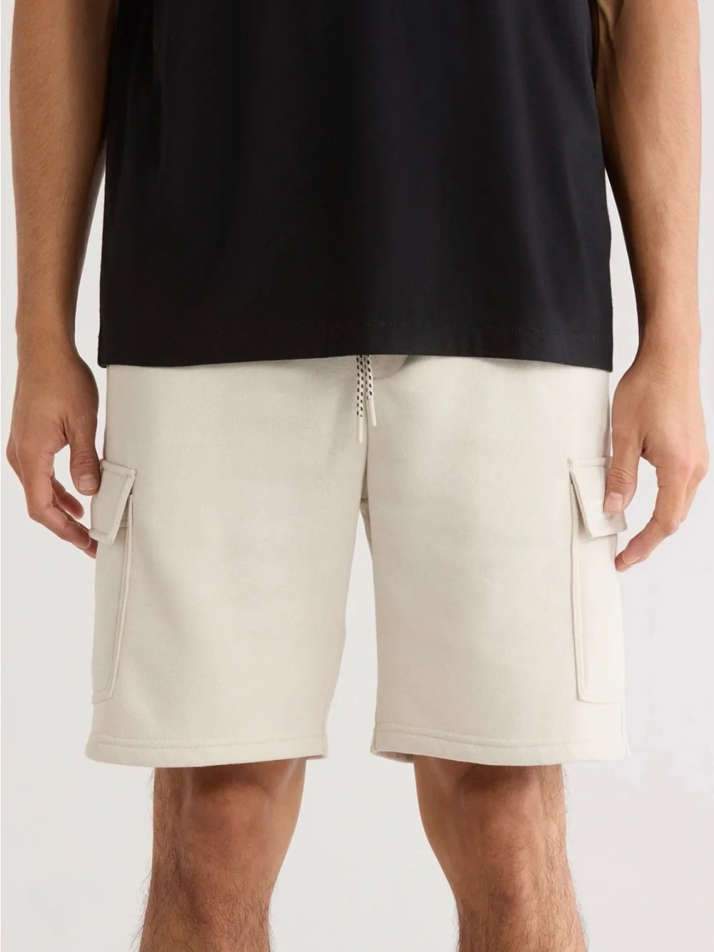Hurley Fleece Cargo Shorts. Men’s Large